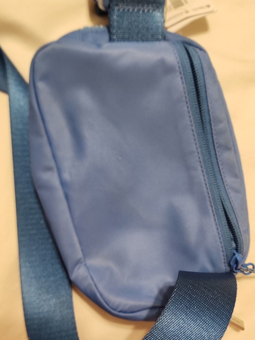lululemon athletica Blue Crossbody Everywhere Belt Bag - Picture 2 of 6